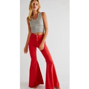 WE THE FREE | NWOT Just Float On Flare Pants